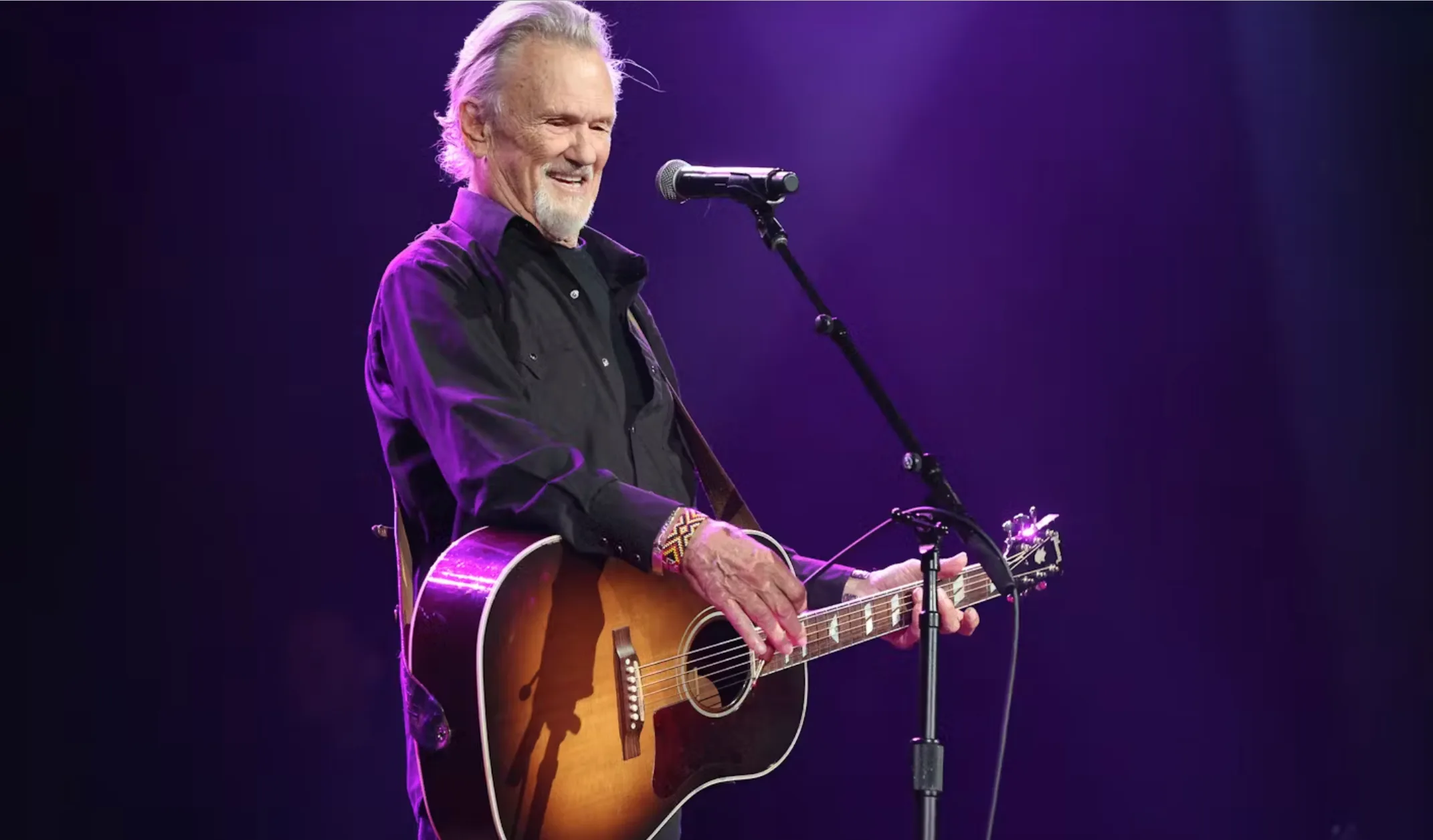 Kris Kristofferson, Country Music Legend and ‘A Star Is Born’ Leading Man, Dies at 88